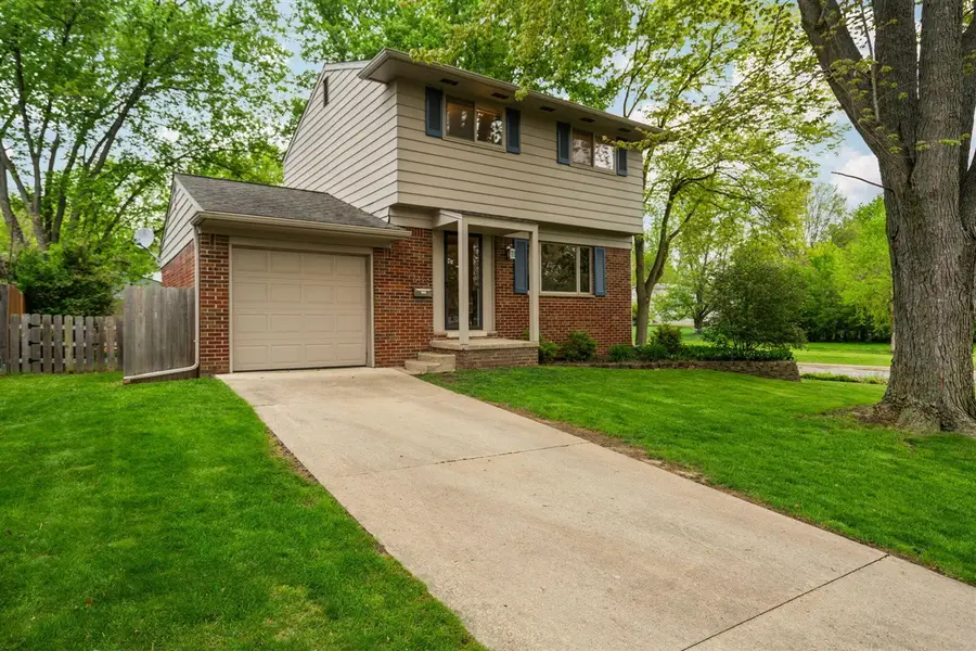 683 Canterbury, Saline, MI 48176 - #2