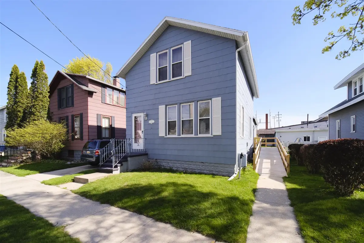 19 Clay, Manistee, MI 49660 - #1