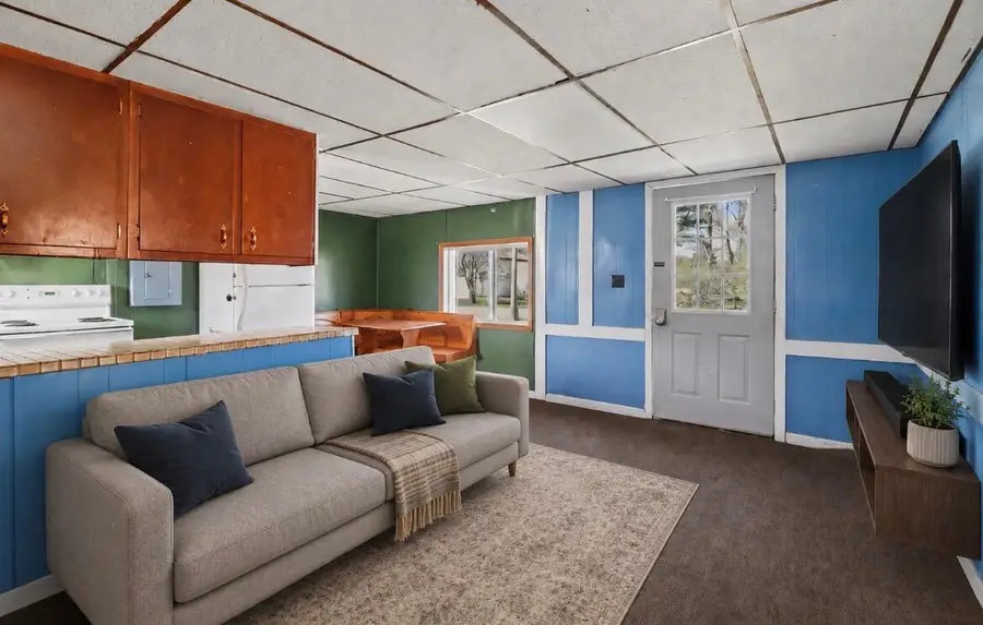 203 5th, Eastlake, MI 49626 - #2