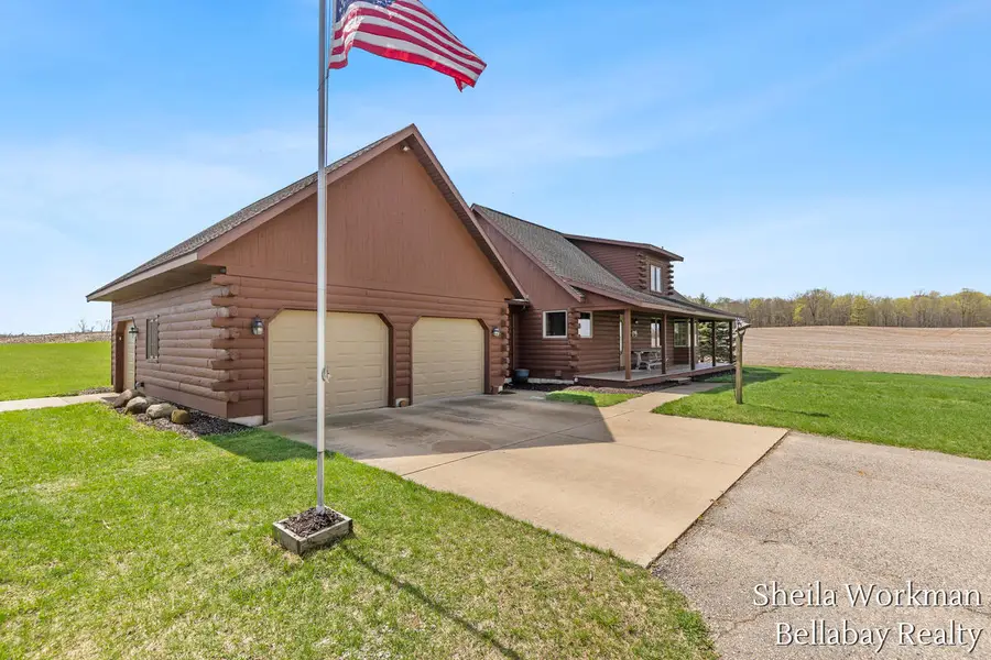 7320 100th, Caledonia, MI 49316 - #2