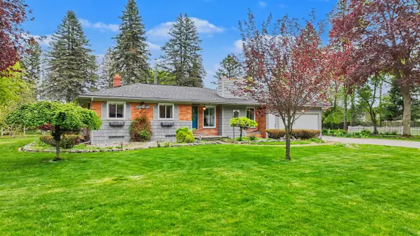 2088 Crestline, Burton, MI 48509