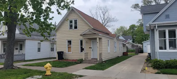 127 E 15th, Holland, MI 49423