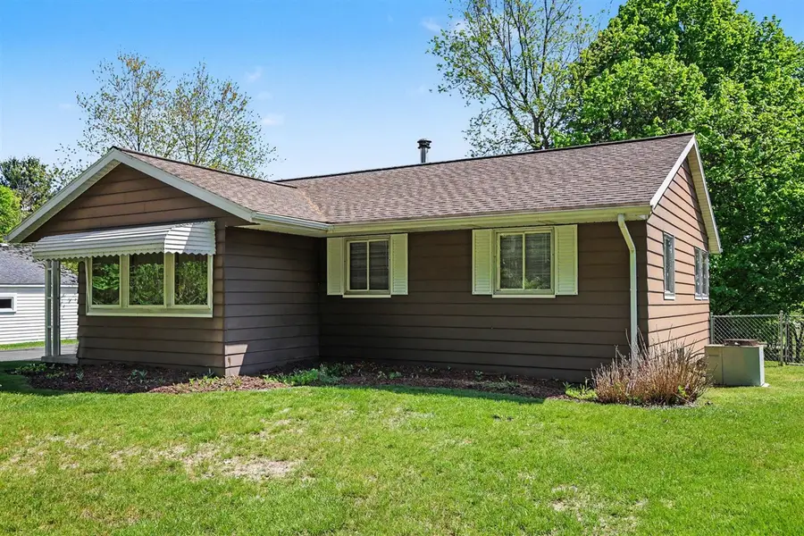 2561 Parkside, Jackson, MI 49203 - #3