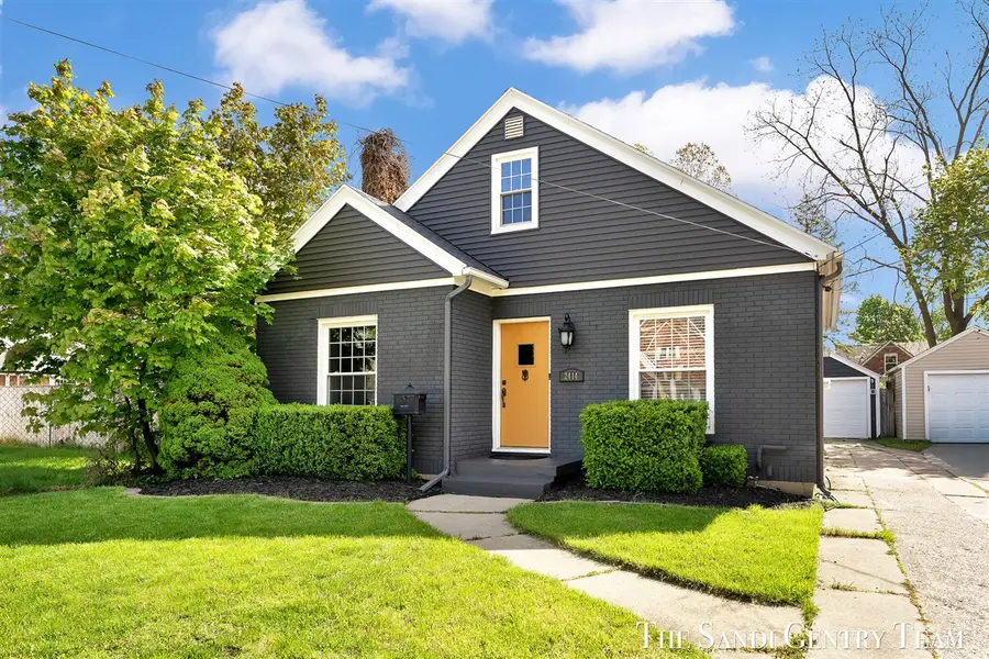 2414 Paris, Grand Rapids, MI 49507 - #2