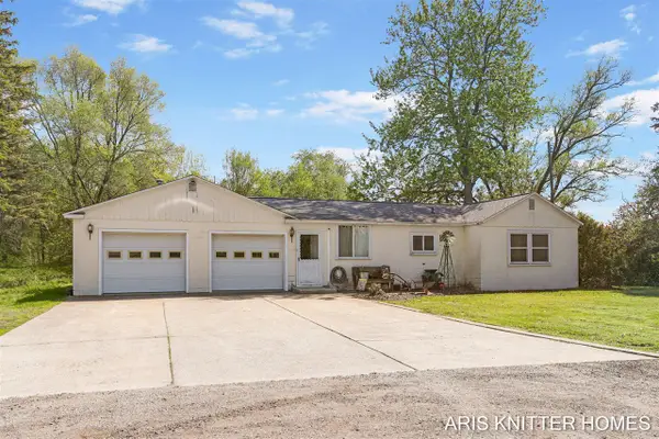 2756 Beeline, Holland, MI 49424