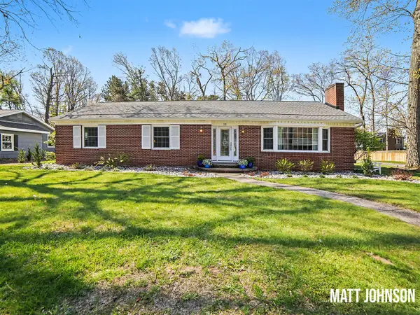 211 Country Club, Whitehall, MI 49461