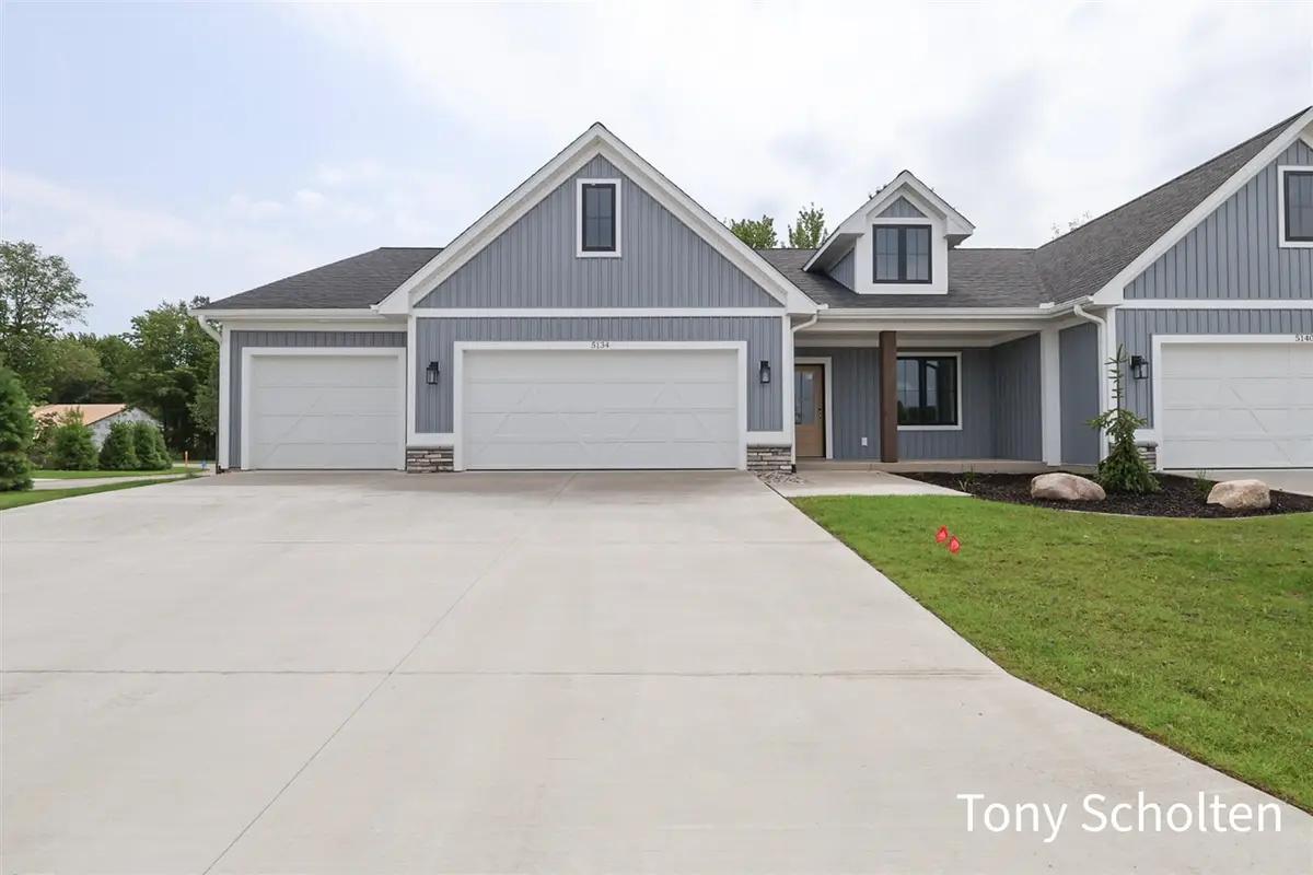 5145 Blendon Meadow #28, Hudsonville, MI 49426 - #1