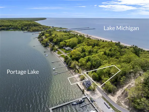 8468 Portage Point, Onekama, MI 49675