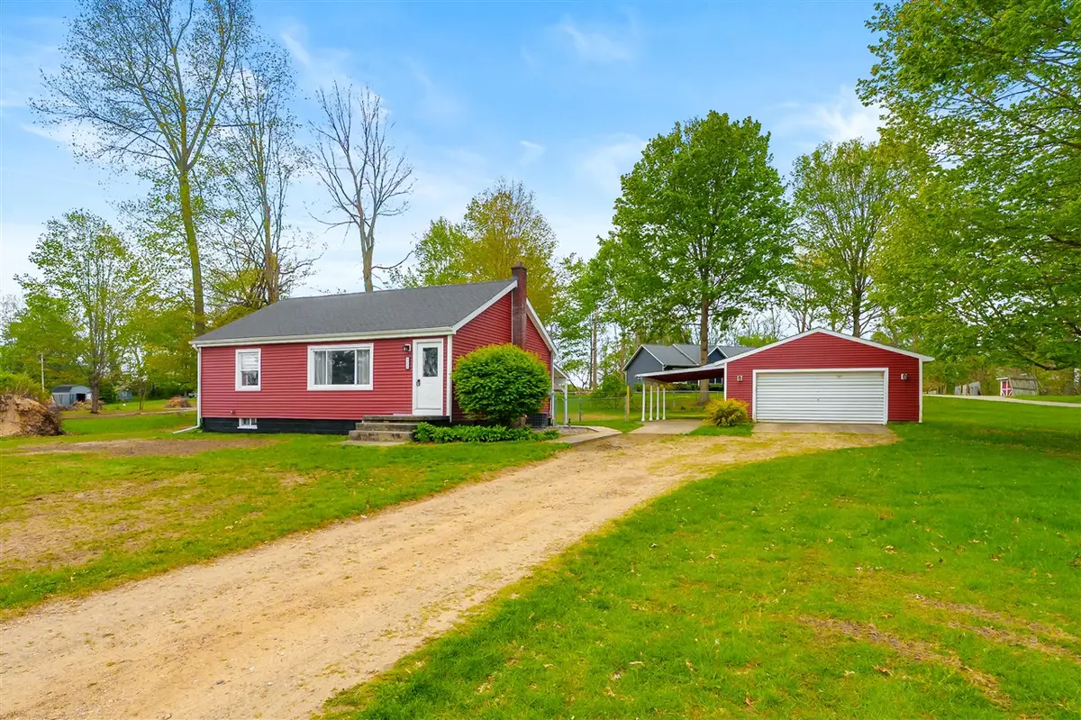 984 Miller, Plainwell, MI 49080 - #1