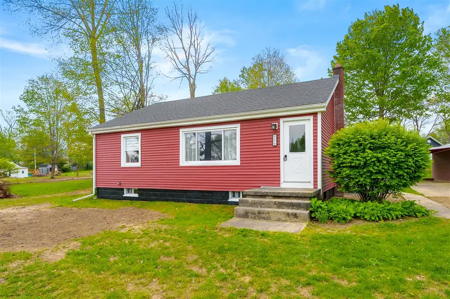 984 Miller, Plainwell, MI 49080 - #2