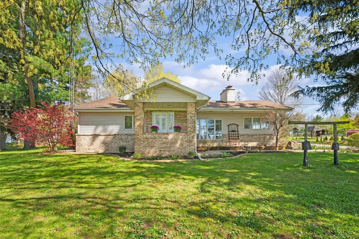 57802 92nd, Dowagiac, MI 49047 - #1