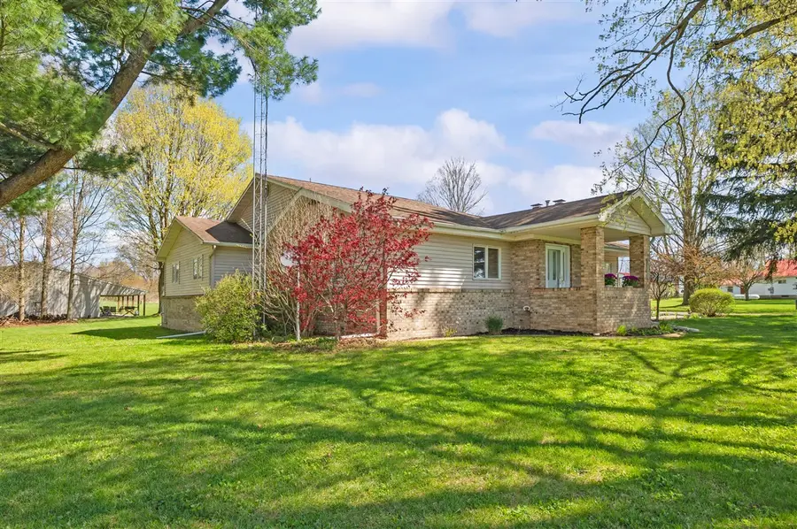 57802 92nd, Dowagiac, MI 49047 - #3