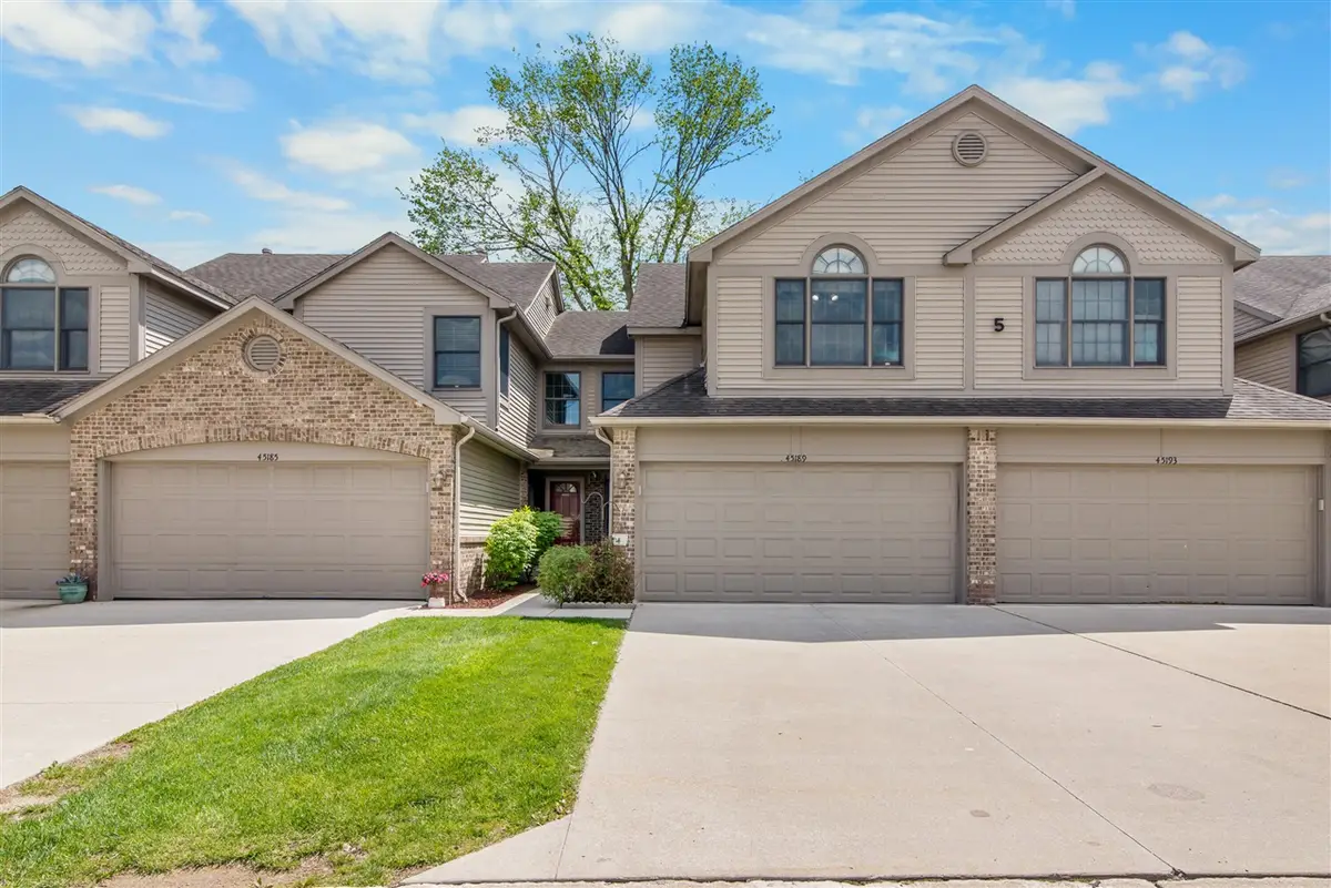 45189 Horseshoe, Canton, MI 48187 - #1