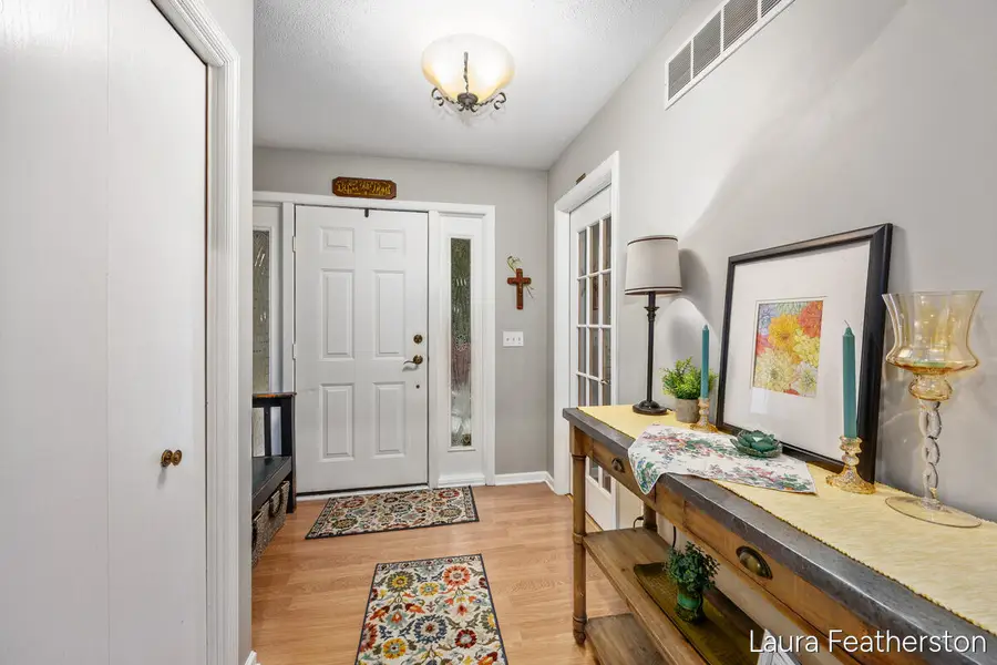 2084 Timberview, Grand Rapids, MI 49525 - #3