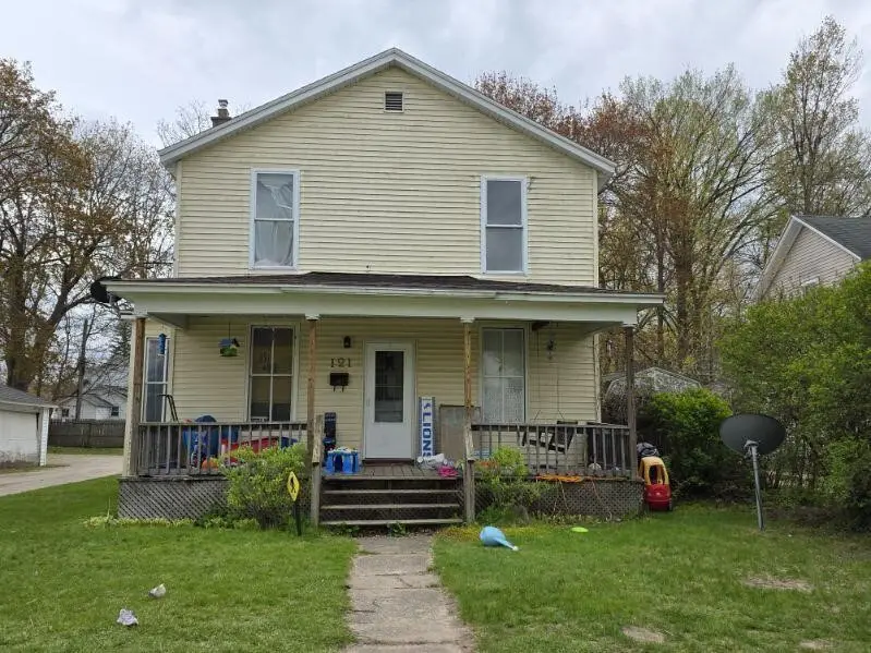 121 Sanborn, Big Rapids, MI 49307 - #1