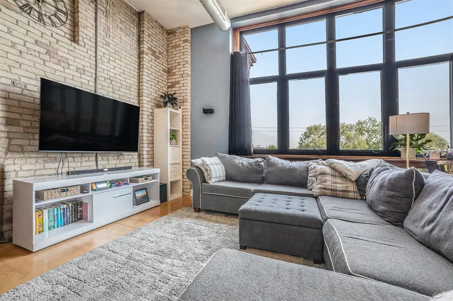 600 Broadway #402, Grand Rapids, MI 49504 - #2