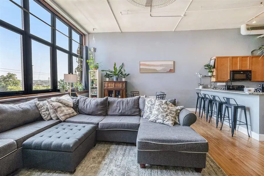 600 Broadway #402, Grand Rapids, MI 49504 - #3