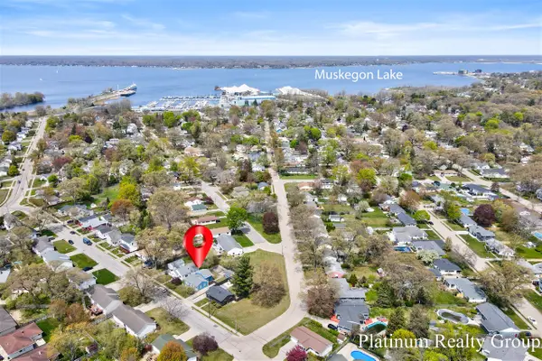 2390 Greenwood, Muskegon, MI 49441