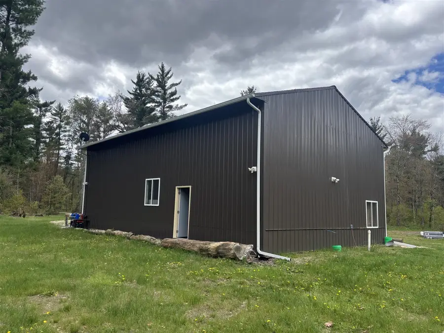 2057 E 72nd, Newaygo, MI 49337 - #2
