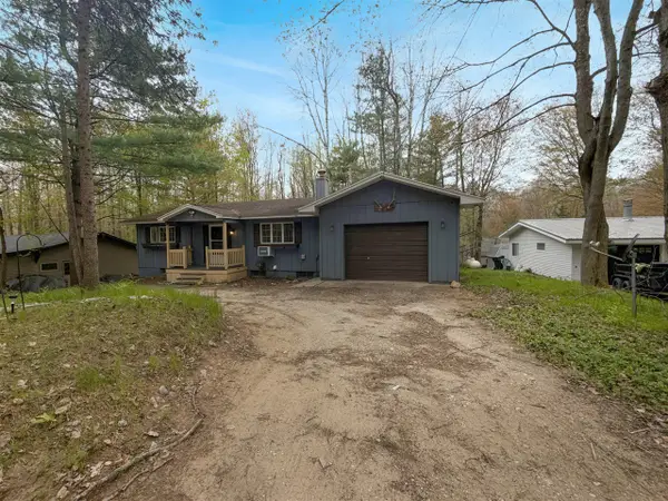 8281 Pine Tree, Canadian Lakes, MI 49346