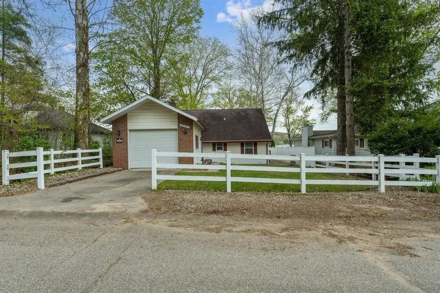 65351 E Peninsula, Cassopolis, MI 49031 - #2