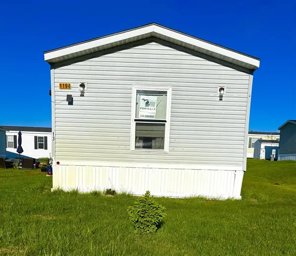1194 W Grey, Wayland, MI 49348