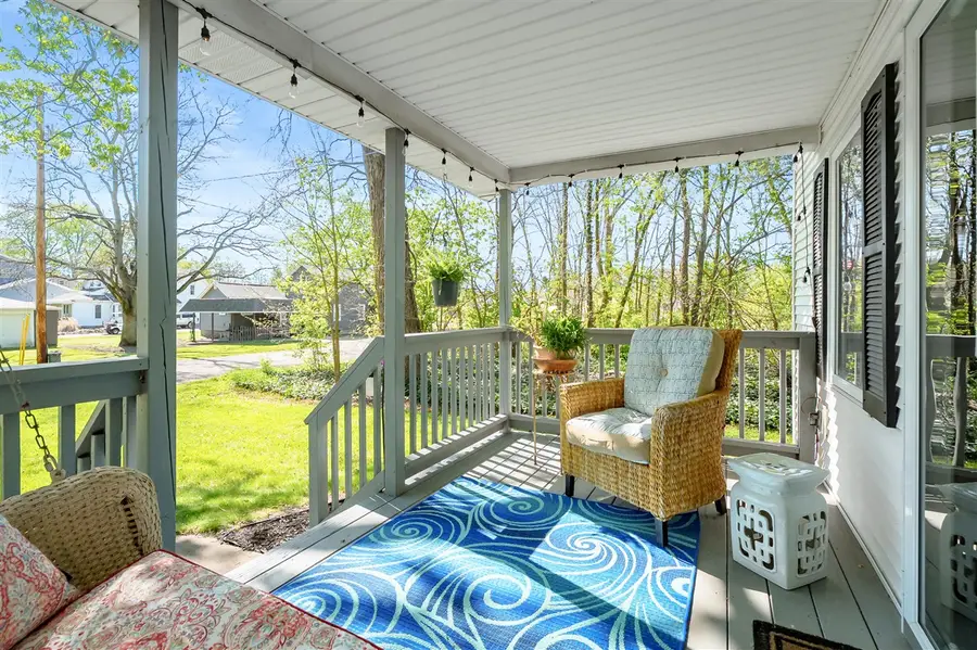 115 E Maple, Plainwell, MI 49080 - #2
