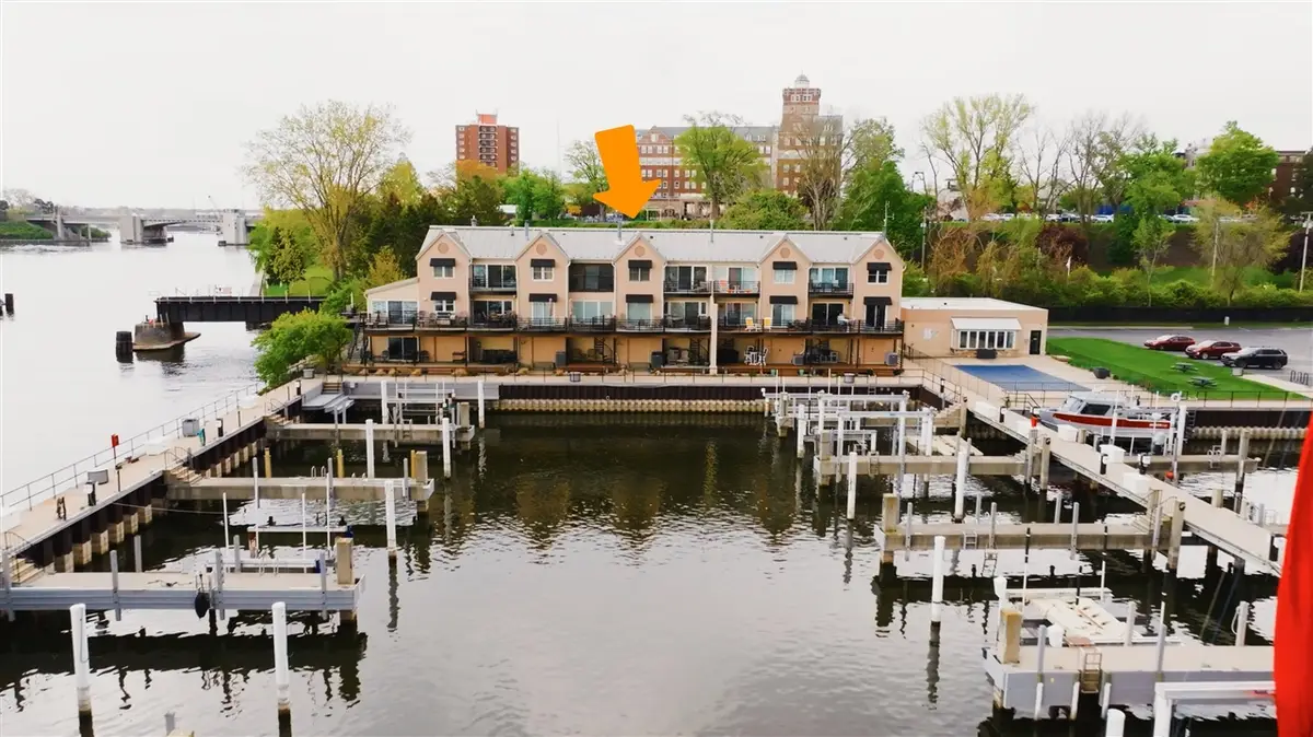 306 Water, Saint Joseph, MI 49085 - #1