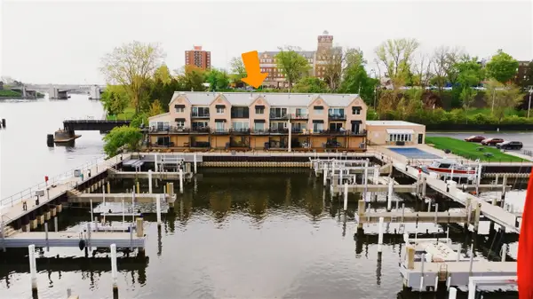 306 Water, Saint Joseph, MI 49085