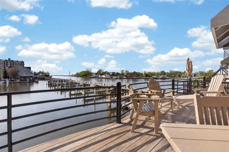 306 Water, Saint Joseph, MI 49085 - #2