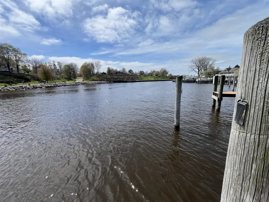 36 N Shore, South Haven, MI 49090 - #2