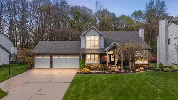 7321 Cuesta, Rockford, MI 49341
