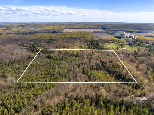 00 Benzie, Benzonia, MI 49616