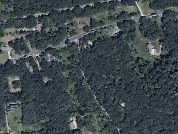 2500 Bewell, Lowell, MI 49331