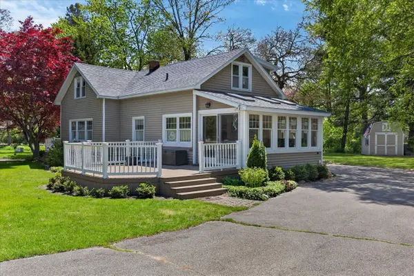 3130 S Lakeshore, Saint Joseph, MI 49085