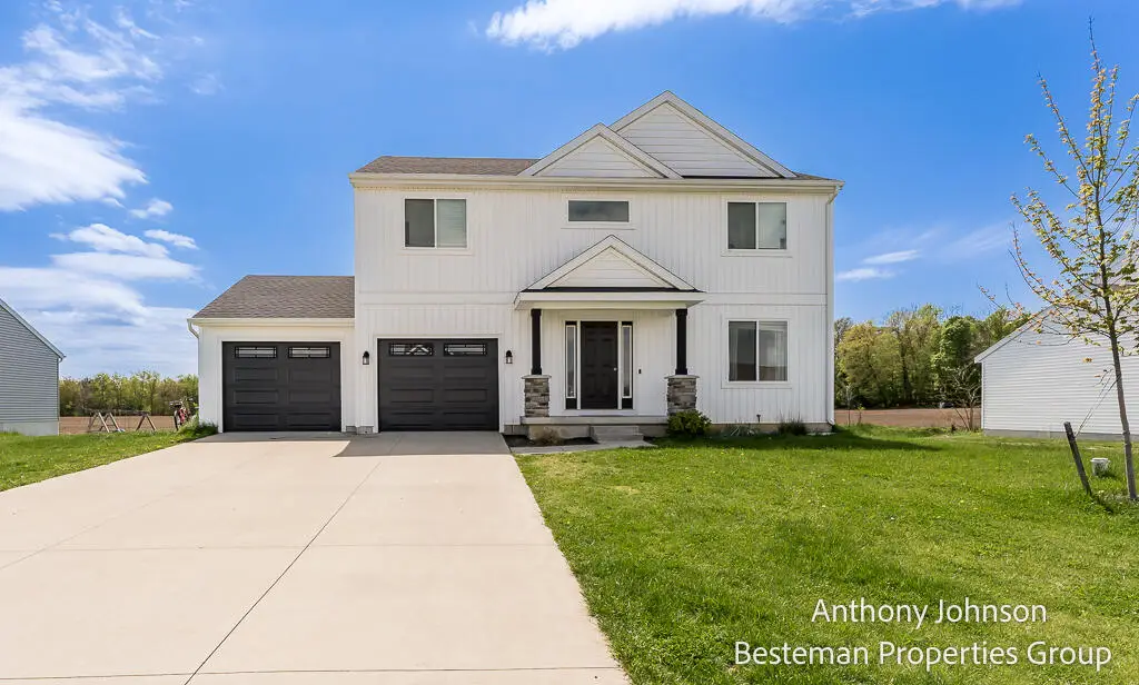 250 Warbler, Caledonia, MI 49316 - #1