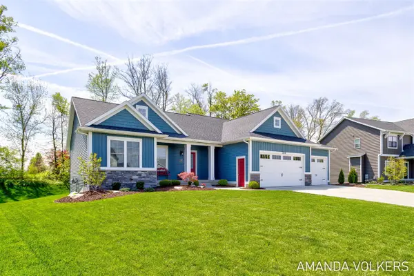 2274 Whistle Creek, Byron Center, MI 49315