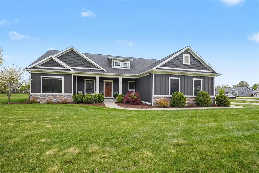 4001 Fox Woods, Saint Joseph, MI 49085 - #2