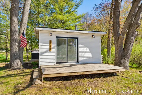 12567 Mcmurty, Sand Lake, MI 49343