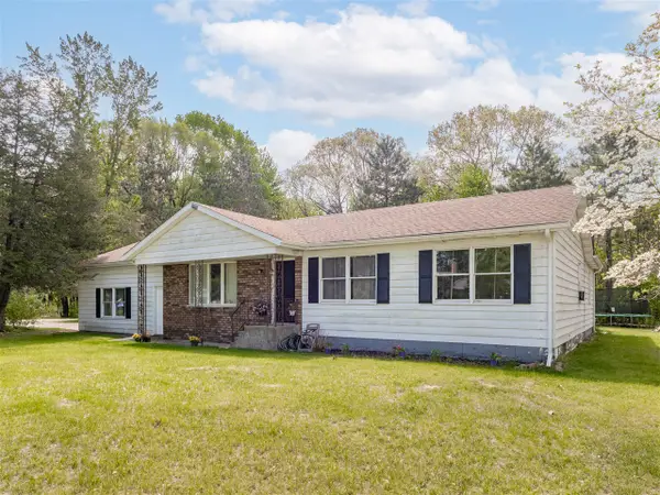 45523 Eleanor, Decatur, MI 49045