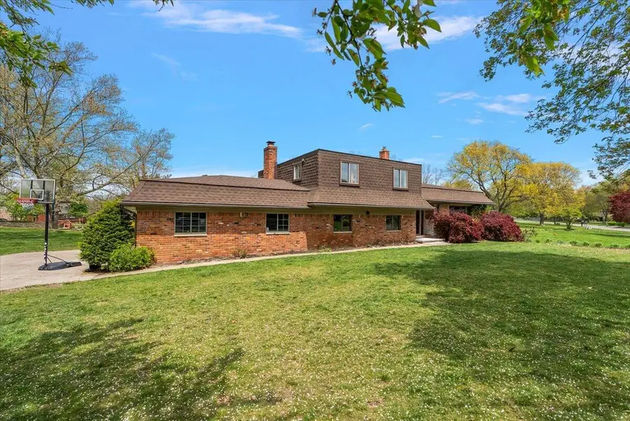 6079 Venice, Commerce Township, MI 48382 - #2