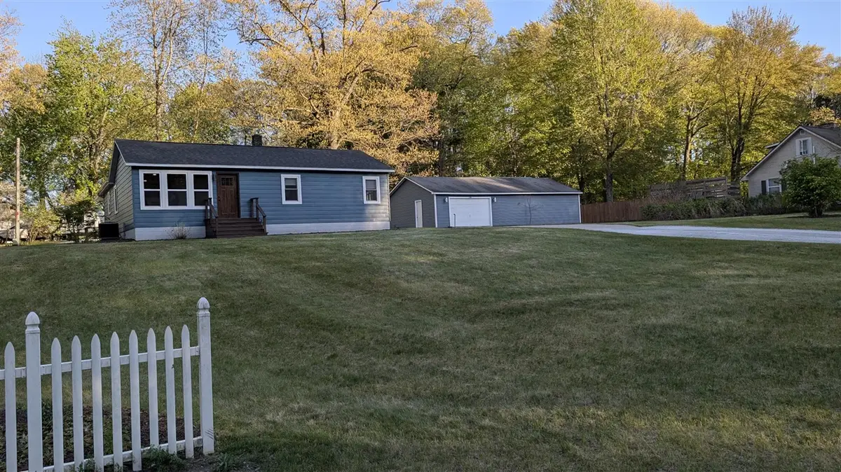 930 N Mill Iron, Muskegon, MI 49442 - #1