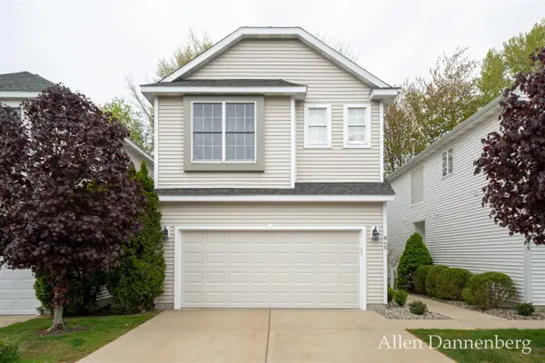 845 Bluff Creek, Grand Haven, MI 49417