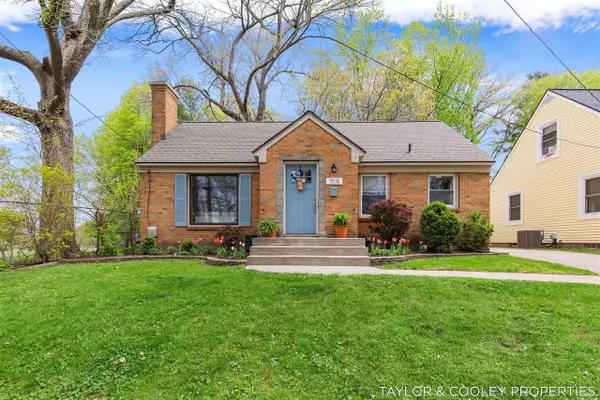 1518 Gladstone, Grand Rapids, MI 49506