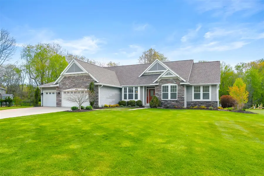 5730 Summerset Woods, Alto, MI 49302 - #2