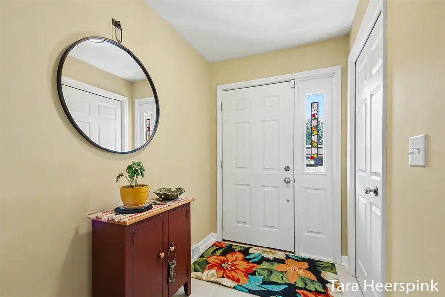 2077 Fernwood, Jenison, MI 49428 - #3