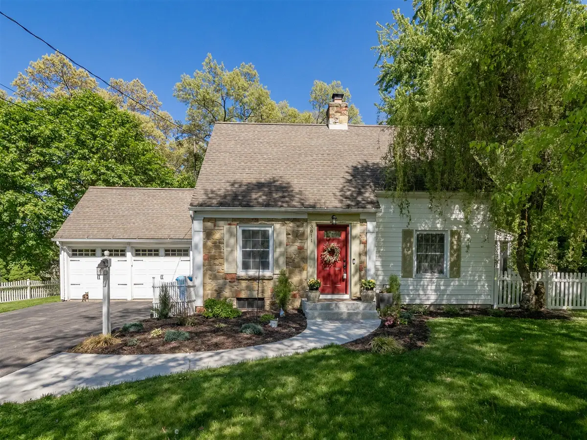 3811 Old Colony, Kalamazoo, MI 49008 - #1
