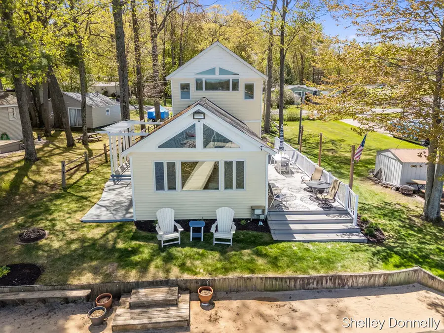 1071 E Hess Lake, Grant, MI 49327 - #2