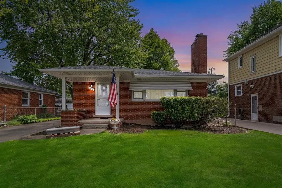 7613 Kolb, Allen Park, MI 48101 - #2