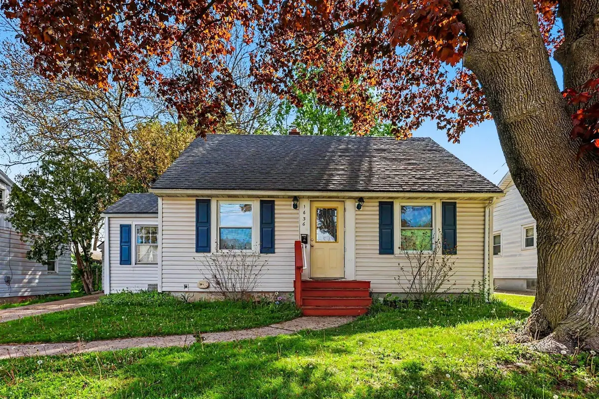 1636 Delwood, Wyoming, MI 49509 - #1